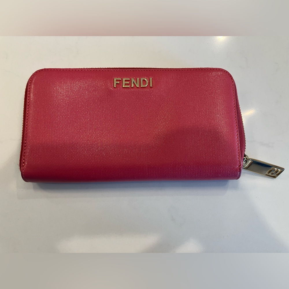 Brand new Fendi wallet never used!!